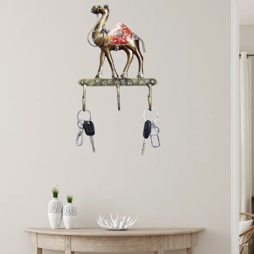 Decorative Wall Mounted Metal Camel Key Holder | Handcrafted Key Hanger | Artistic Home & Entryway Wall Decor Organizer